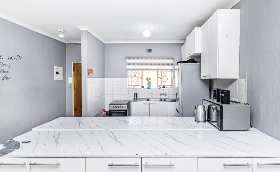 2 Bedroom Property for Sale in Florida Gauteng