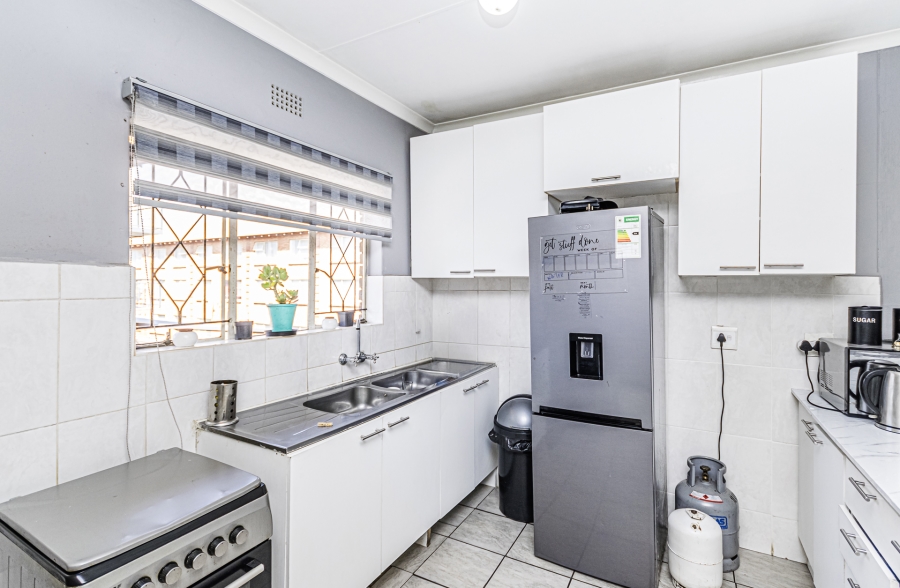 2 Bedroom Property for Sale in Florida Gauteng