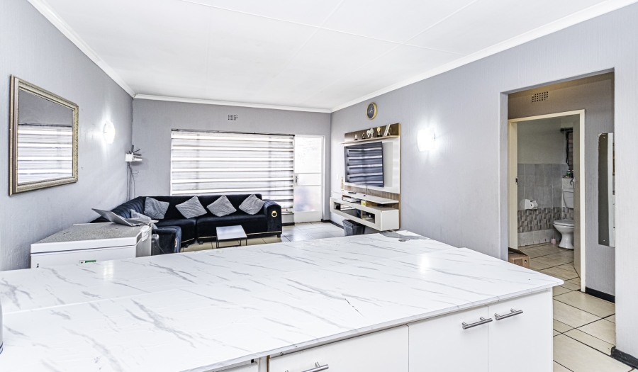 2 Bedroom Property for Sale in Florida Gauteng