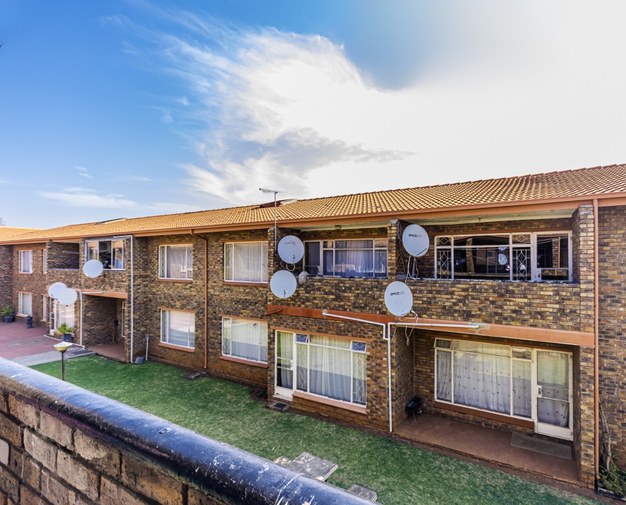 2 Bedroom Property for Sale in Florida Gauteng