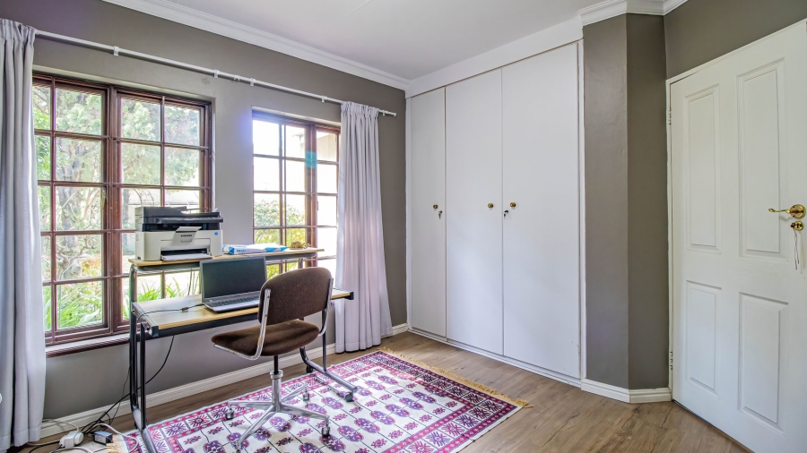 3 Bedroom Property for Sale in Lonehill Gauteng