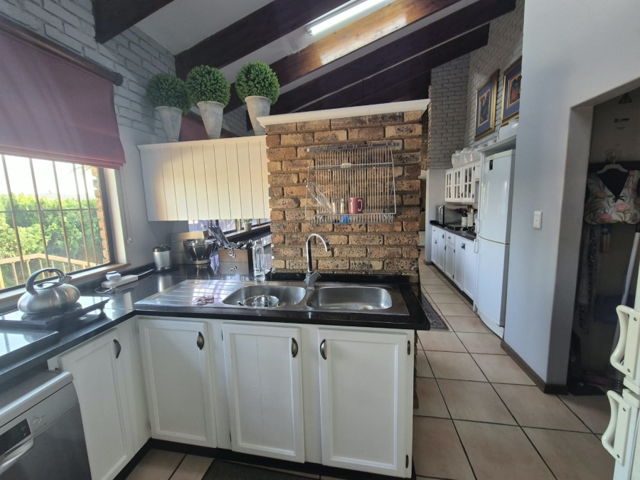 3 Bedroom Property for Sale in Glenvista Gauteng