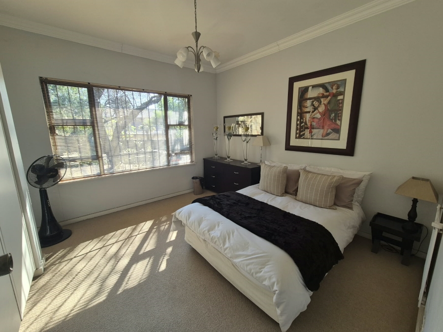 3 Bedroom Property for Sale in Glenvista Gauteng
