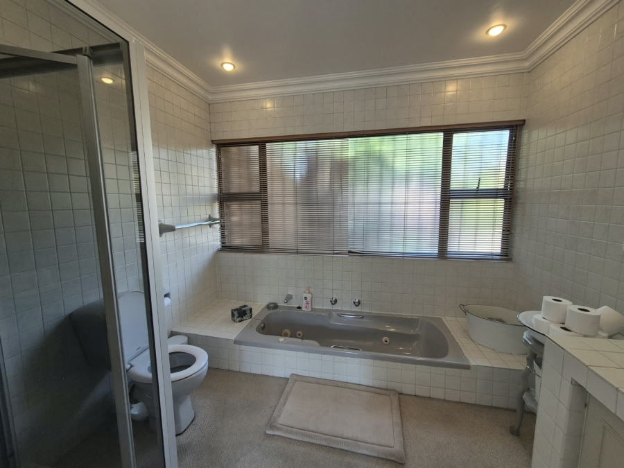 3 Bedroom Property for Sale in Glenvista Gauteng
