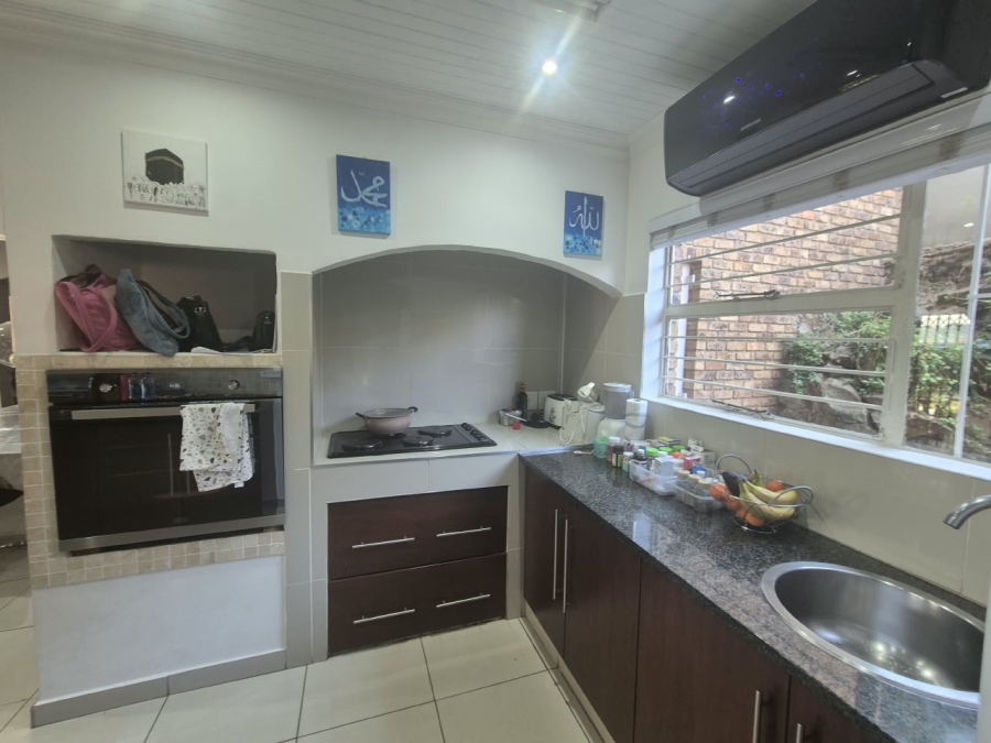 4 Bedroom Property for Sale in Bassonia Gauteng
