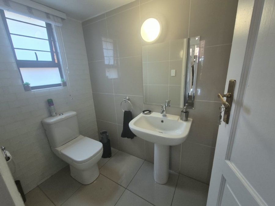4 Bedroom Property for Sale in Bassonia Gauteng