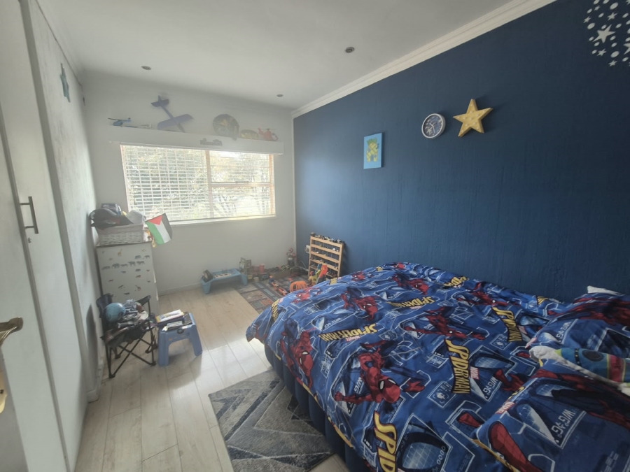 4 Bedroom Property for Sale in Bassonia Gauteng