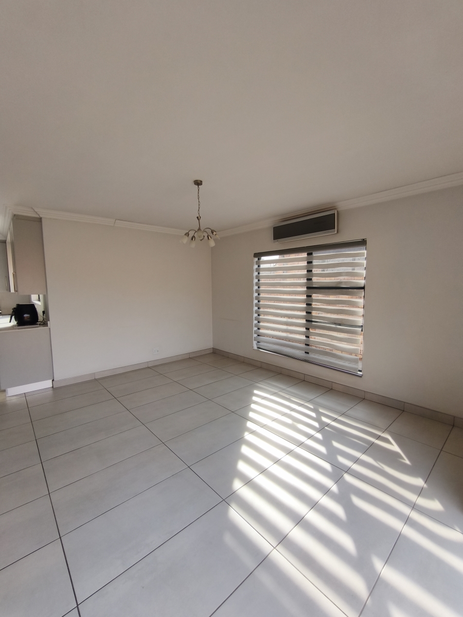 3 Bedroom Property for Sale in Dayanglen Gauteng