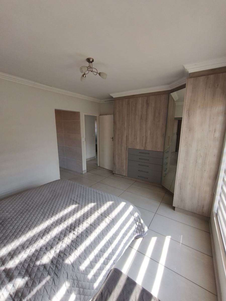 3 Bedroom Property for Sale in Dayanglen Gauteng