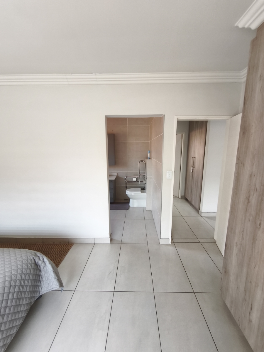 3 Bedroom Property for Sale in Dayanglen Gauteng