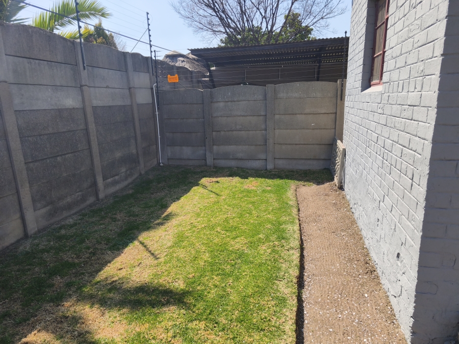 1 Bedroom Property for Sale in Cinderella Gauteng