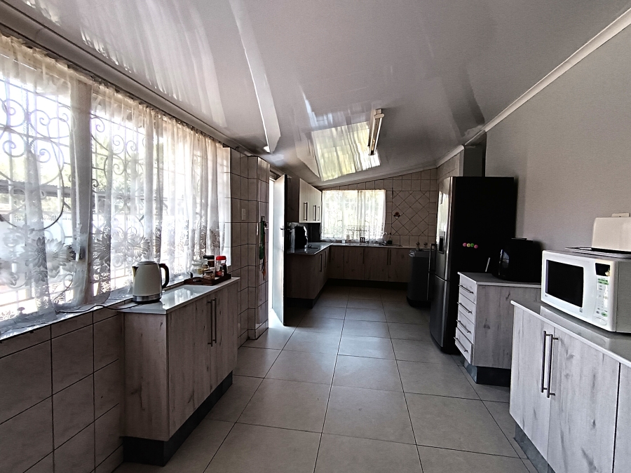 3 Bedroom Property for Sale in Brakpan Central Gauteng