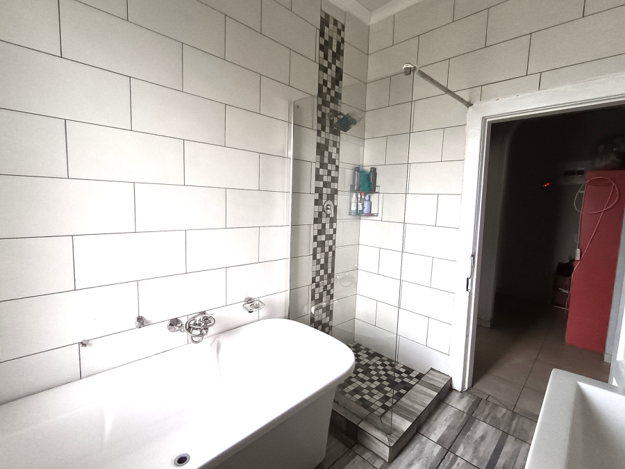 3 Bedroom Property for Sale in Brakpan Central Gauteng