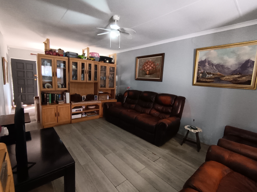 3 Bedroom Property for Sale in Brakpan Central Gauteng