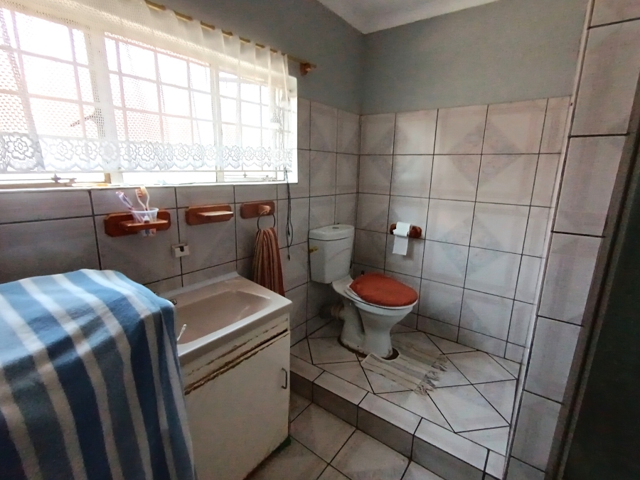 3 Bedroom Property for Sale in Brakpan Central Gauteng