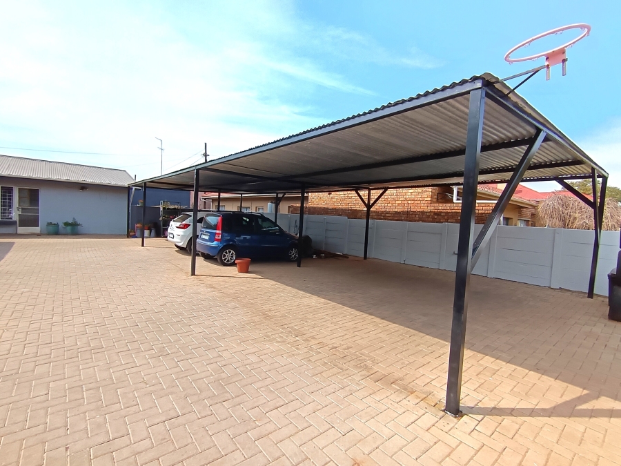3 Bedroom Property for Sale in Brakpan Central Gauteng
