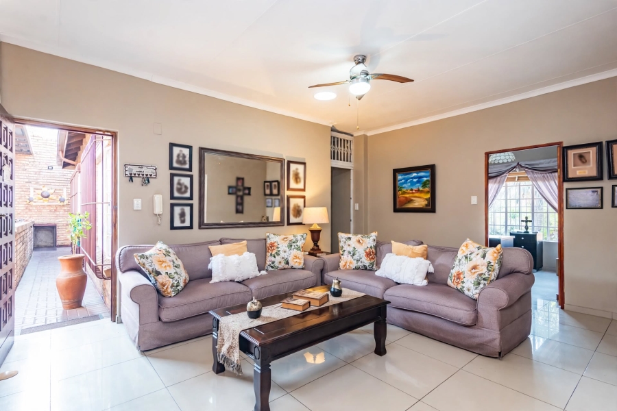 3 Bedroom Property for Sale in Noordheuwel Gauteng