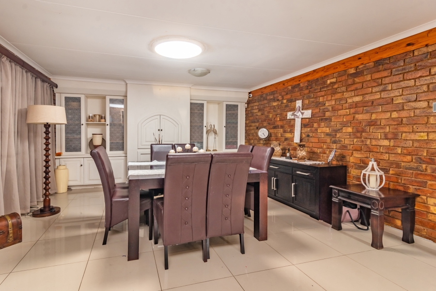 3 Bedroom Property for Sale in Noordheuwel Gauteng