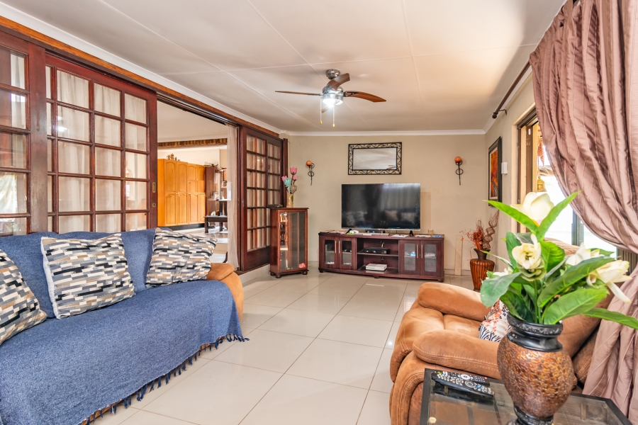 3 Bedroom Property for Sale in Noordheuwel Gauteng