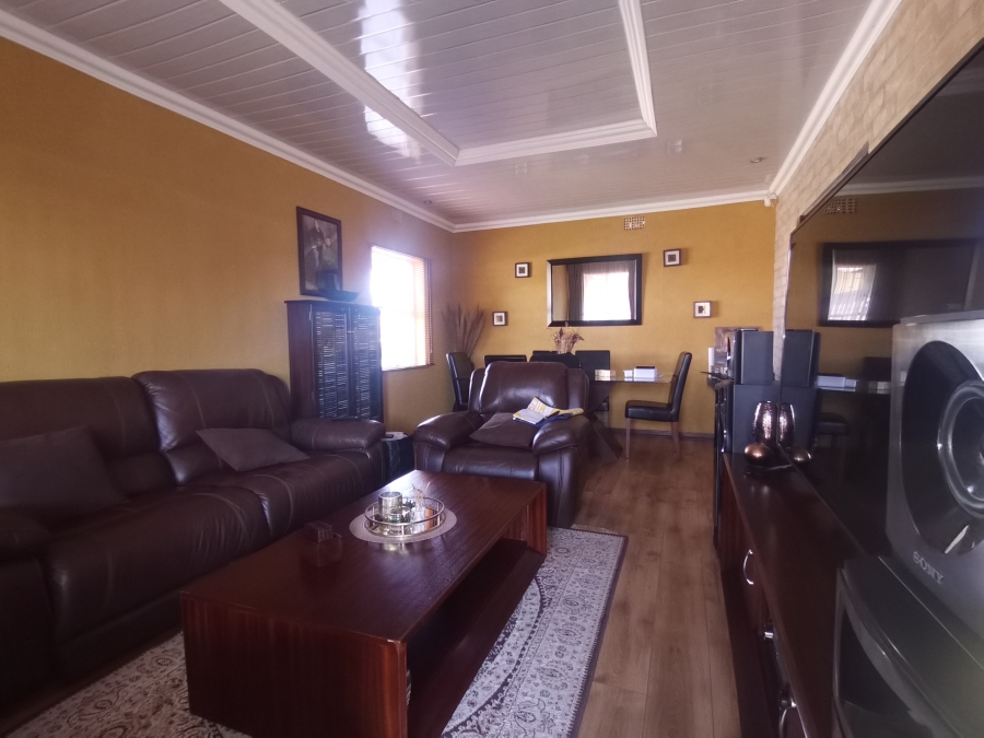 4 Bedroom Property for Sale in Vanderbijlpark CE 3 Gauteng