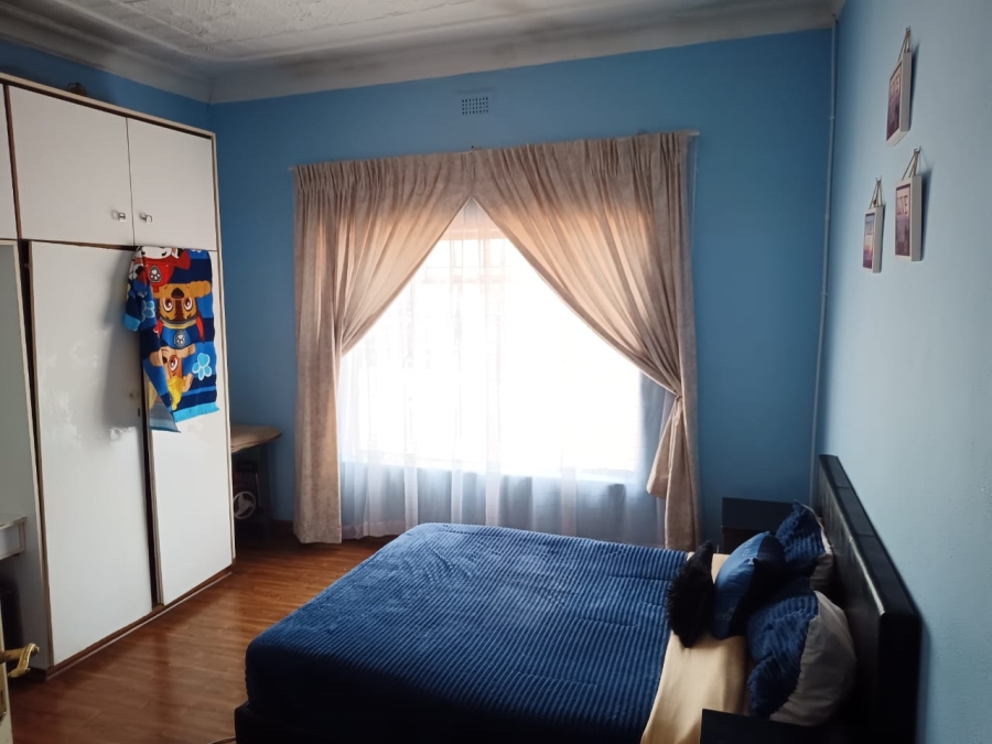 5 Bedroom Property for Sale in Rosettenville Gauteng