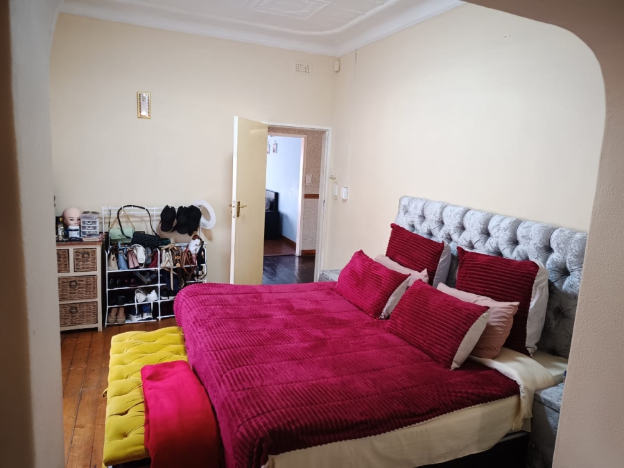 5 Bedroom Property for Sale in Rosettenville Gauteng