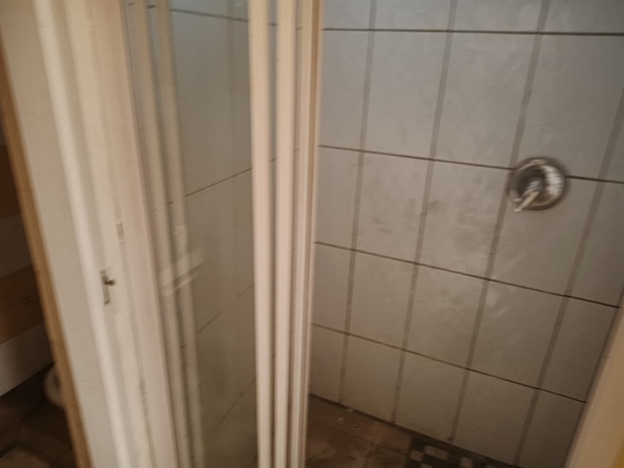 5 Bedroom Property for Sale in Rosettenville Gauteng