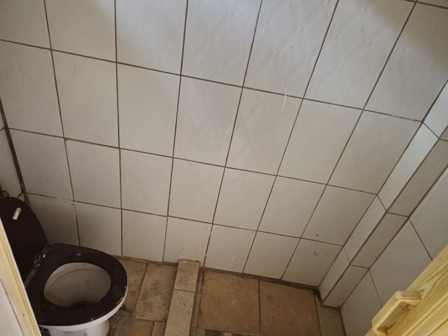 5 Bedroom Property for Sale in Rosettenville Gauteng