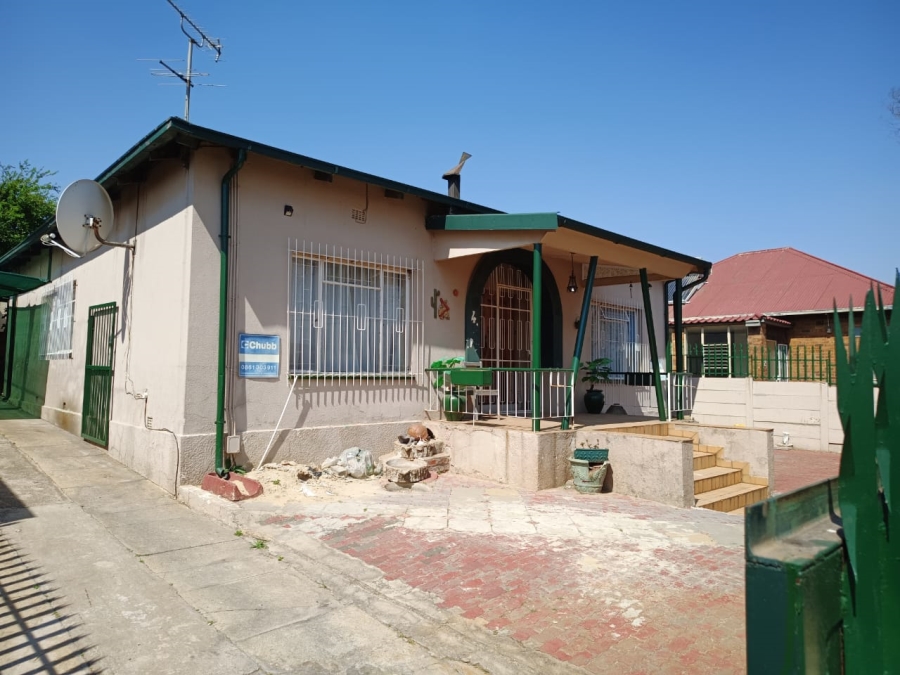 5 Bedroom Property for Sale in Rosettenville Gauteng