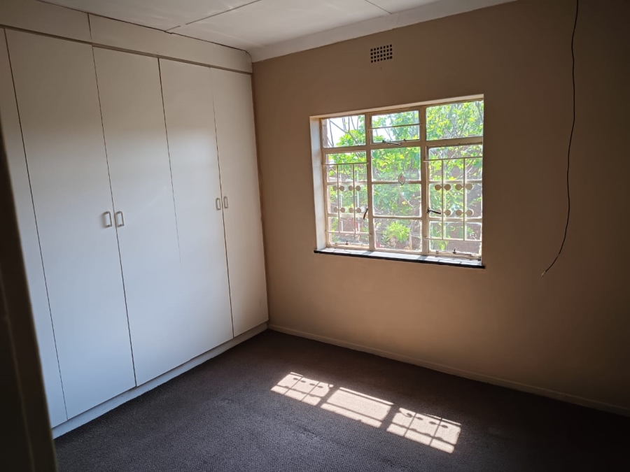 2 Bedroom Property for Sale in South Hills Gauteng