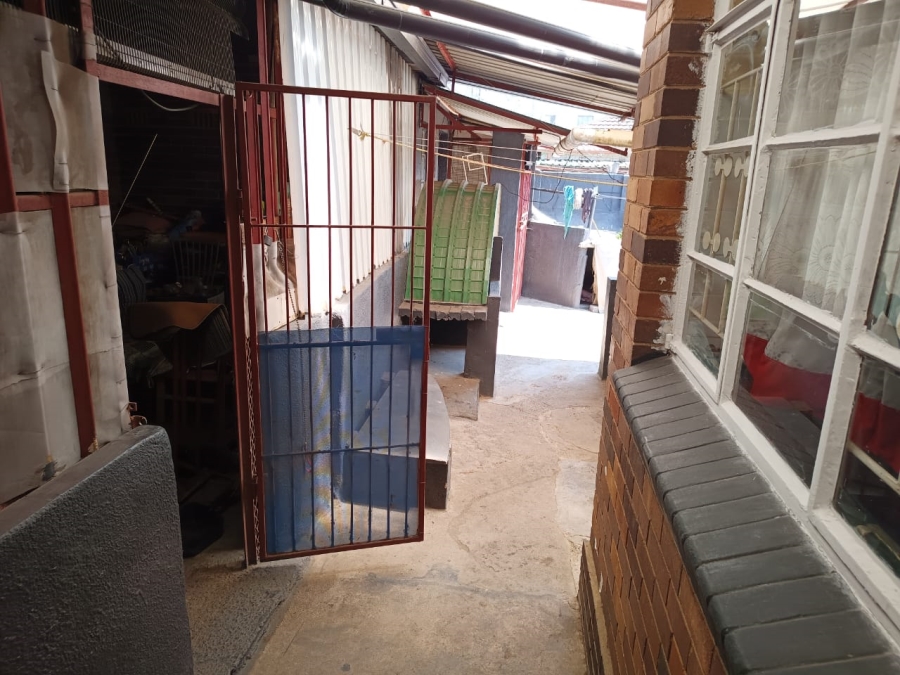 2 Bedroom Property for Sale in South Hills Gauteng