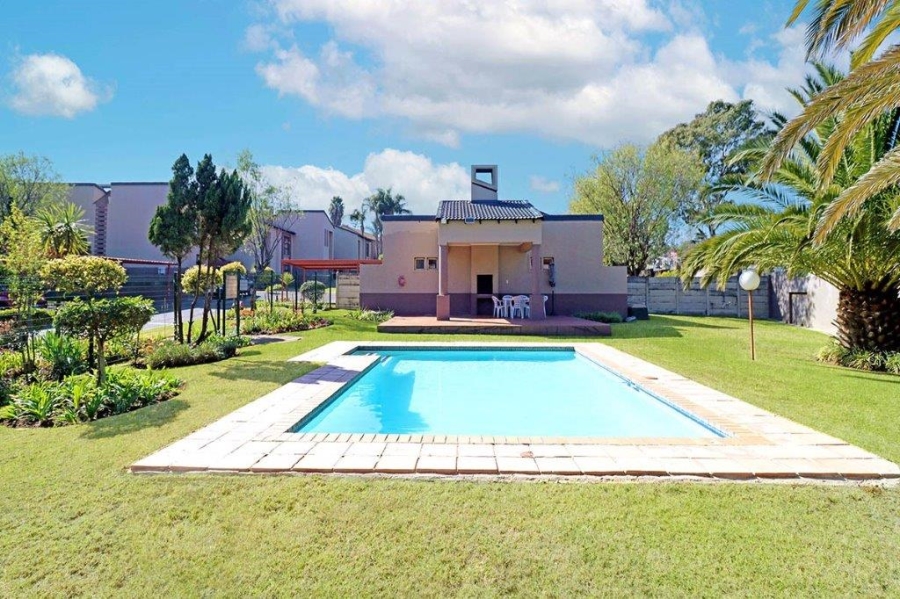 2 Bedroom Property for Sale in Dowerglen Ext 4 Gauteng