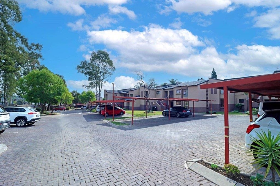2 Bedroom Property for Sale in Dowerglen Ext 4 Gauteng