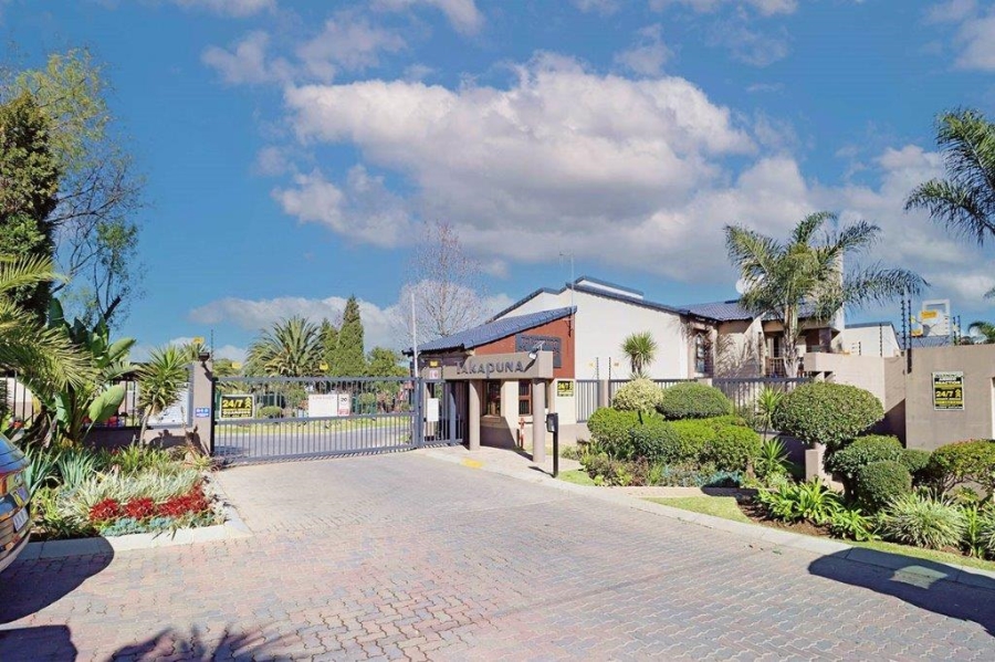 2 Bedroom Property for Sale in Dowerglen Ext 4 Gauteng