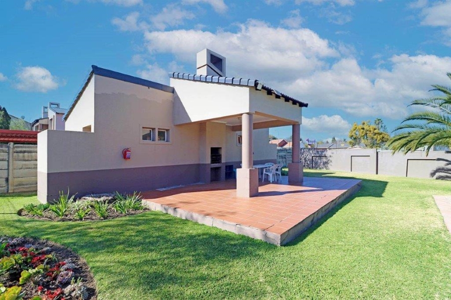 2 Bedroom Property for Sale in Dowerglen Ext 4 Gauteng