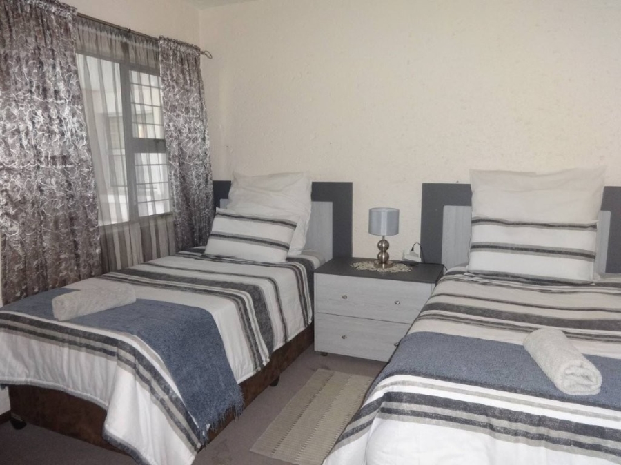 To Let 3 Bedroom Property for Rent in Bedfordview Gauteng