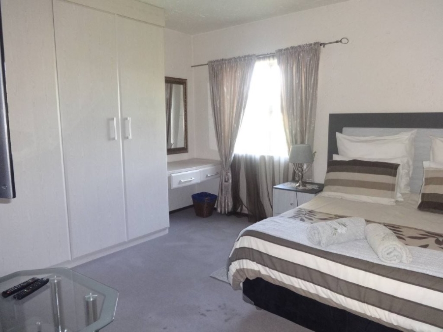To Let 3 Bedroom Property for Rent in Bedfordview Gauteng