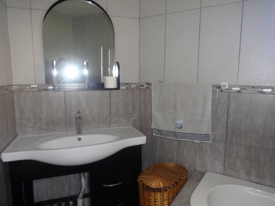 To Let 3 Bedroom Property for Rent in Bedfordview Gauteng