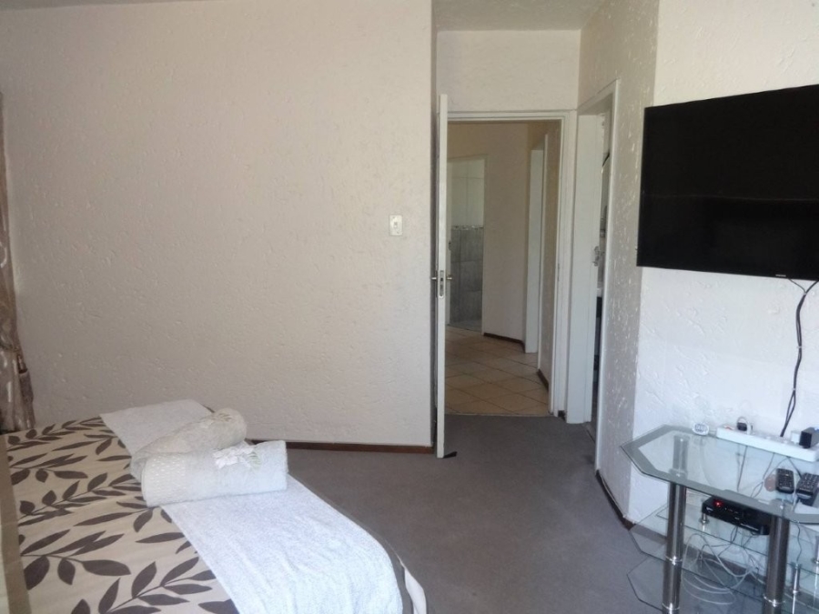 To Let 3 Bedroom Property for Rent in Bedfordview Gauteng