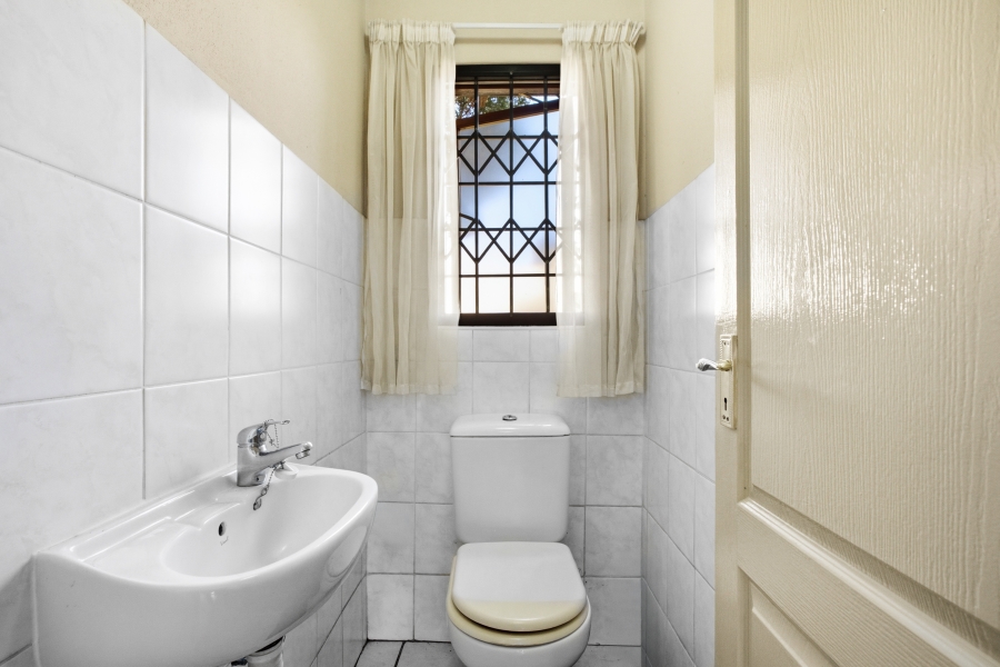 4 Bedroom Property for Sale in Barbeque Downs Gauteng