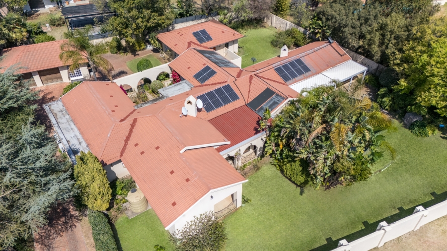 4 Bedroom Property for Sale in Lonehill Gauteng