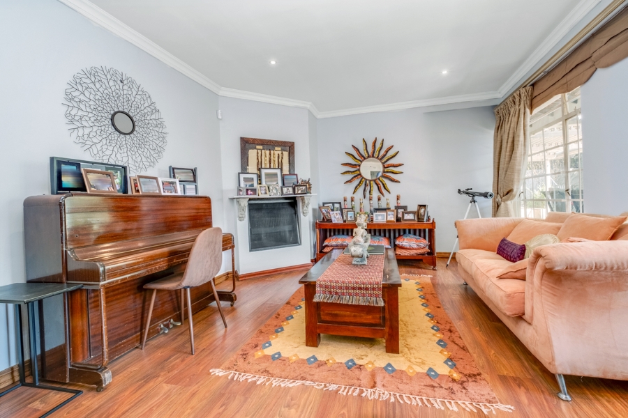 4 Bedroom Property for Sale in Lonehill Gauteng