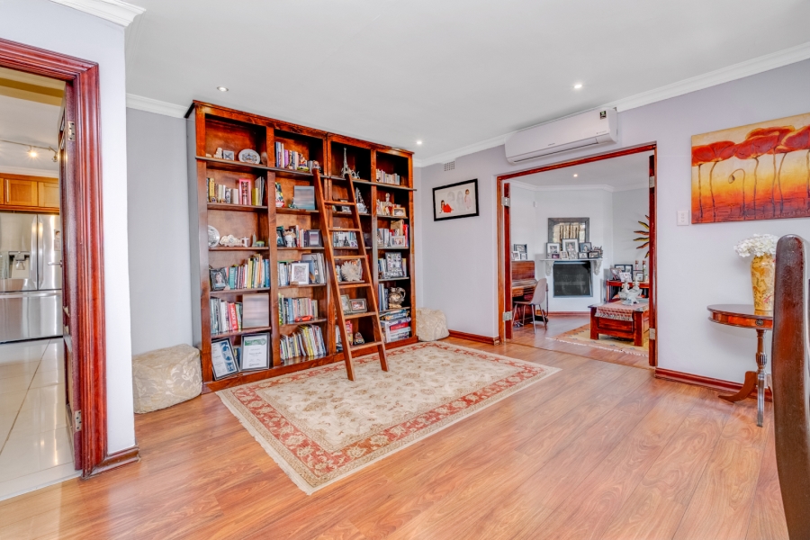 4 Bedroom Property for Sale in Lonehill Gauteng