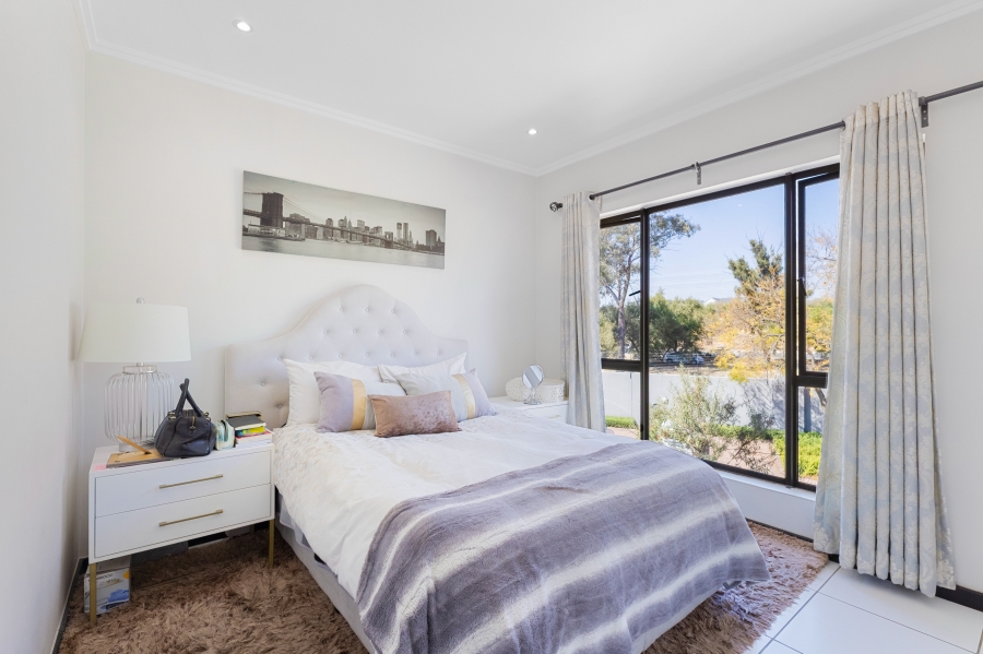 1 Bedroom Property for Sale in Barbeque Downs Gauteng