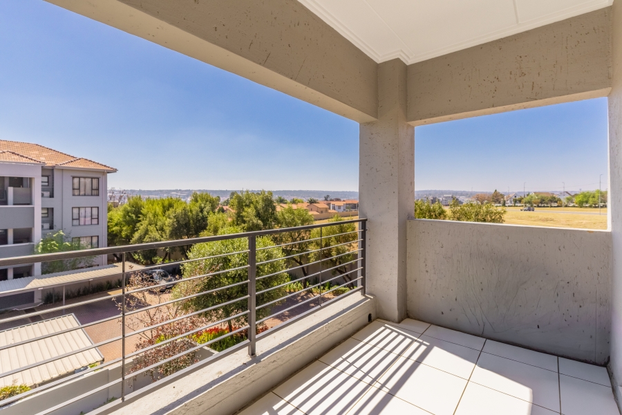 1 Bedroom Property for Sale in Barbeque Downs Gauteng