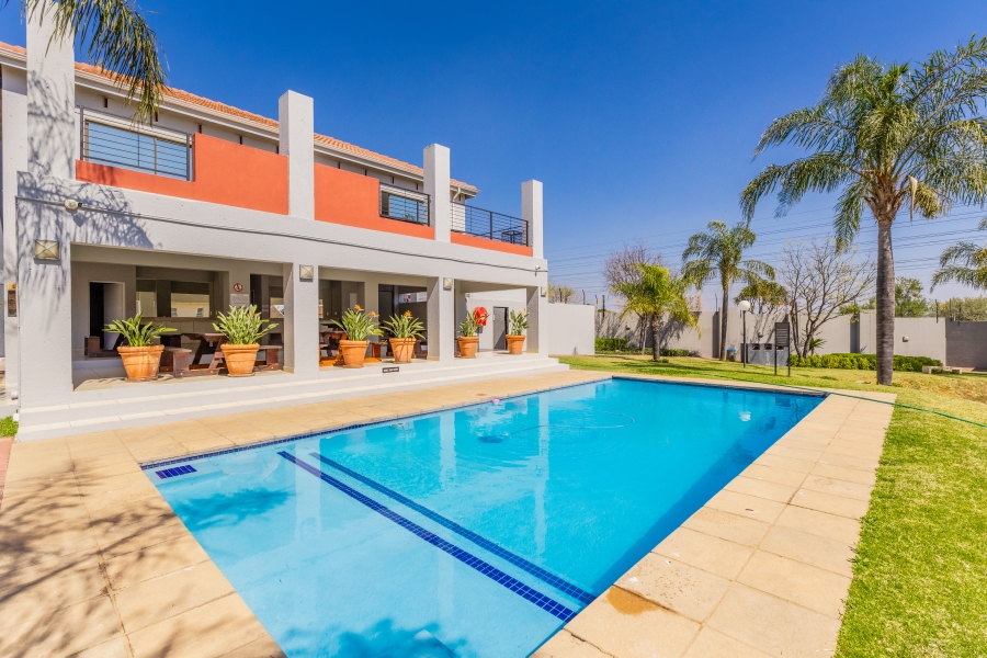 1 Bedroom Property for Sale in Barbeque Downs Gauteng