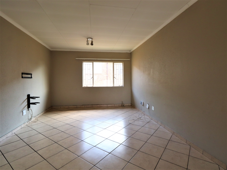 To Let 3 Bedroom Property for Rent in Terenure Gauteng