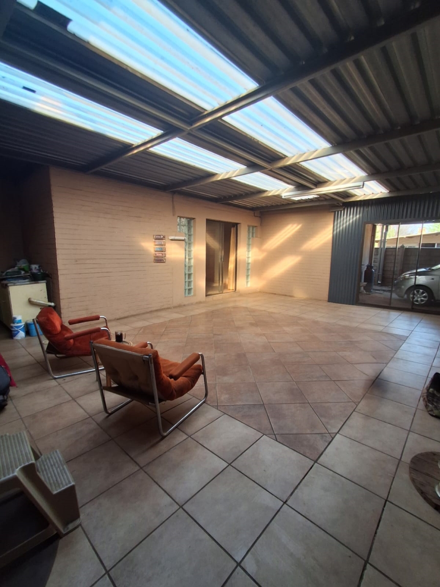 3 Bedroom Property for Sale in Three Rivers Gauteng