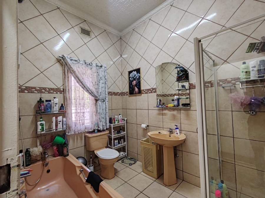 4 Bedroom Property for Sale in Brakpan Central Gauteng