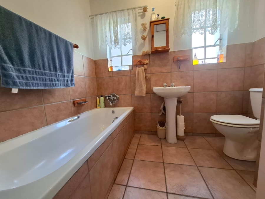 2 Bedroom Property for Sale in Equestria Gauteng